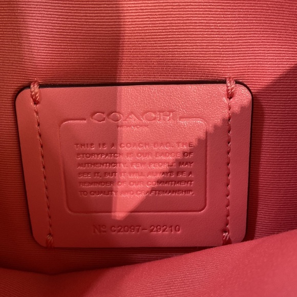 Coach Crossbody Bag with Zipper - Pink and Signature Coach Design - NWT - Picture 4 of 8